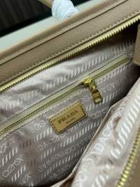Picture of Prada Handbags _SKUfw187792271fw